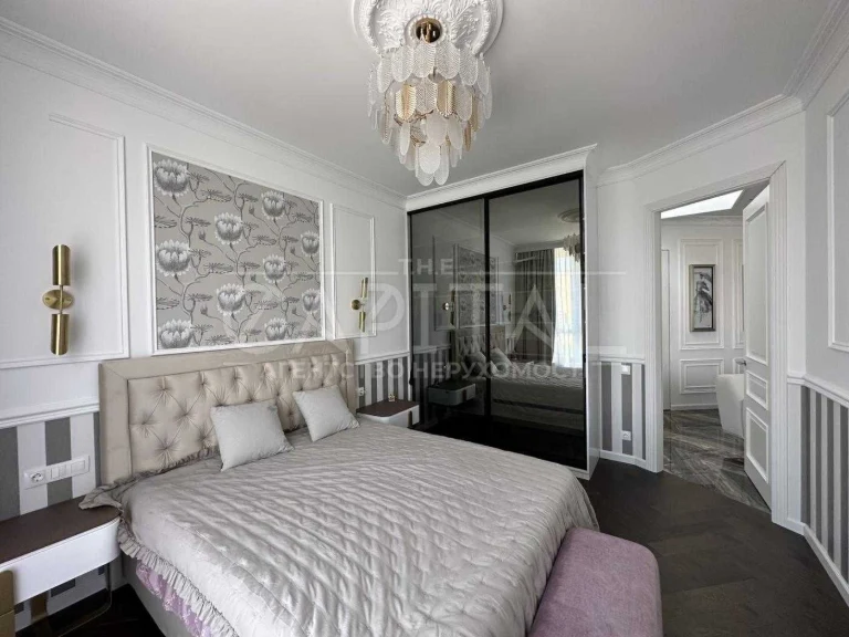 Apartment for sale with a terrace in the Greenville residential complex in the Pechersk district, 115 sq m