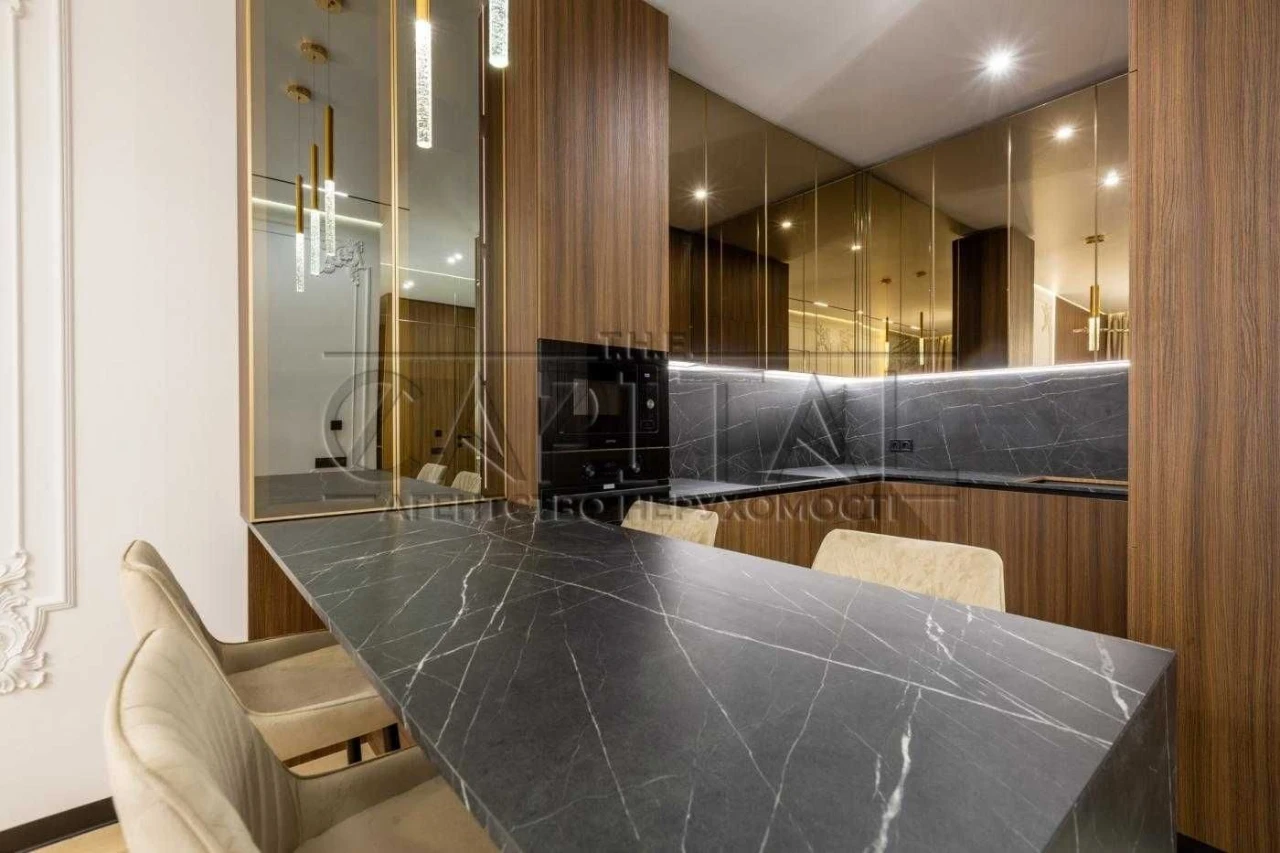 Продаж квартири в ЖК Edelweiss House/ Звіринецька, Печерськ,