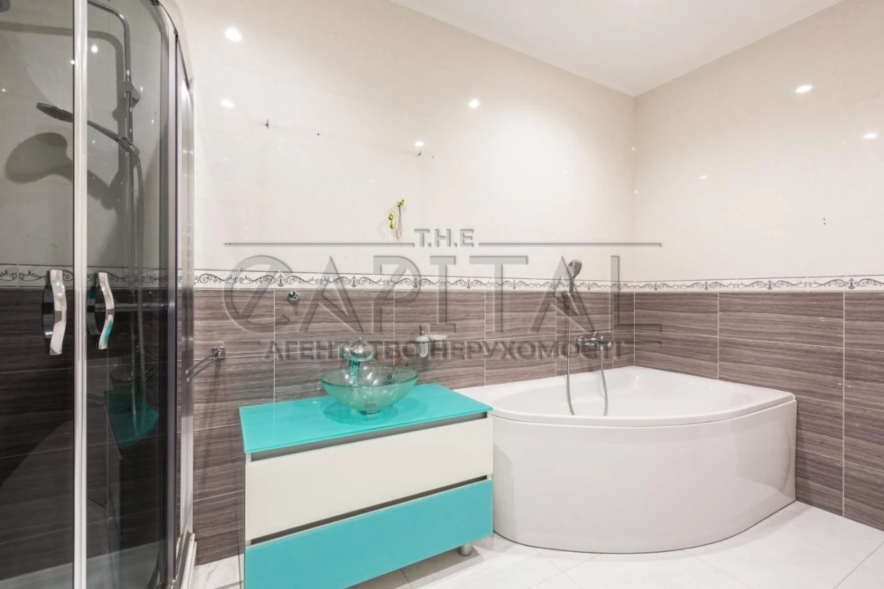Эксклюзивная 3-комнатная квартира 150 м2, 3 этаж в ЖК "Botanic House"