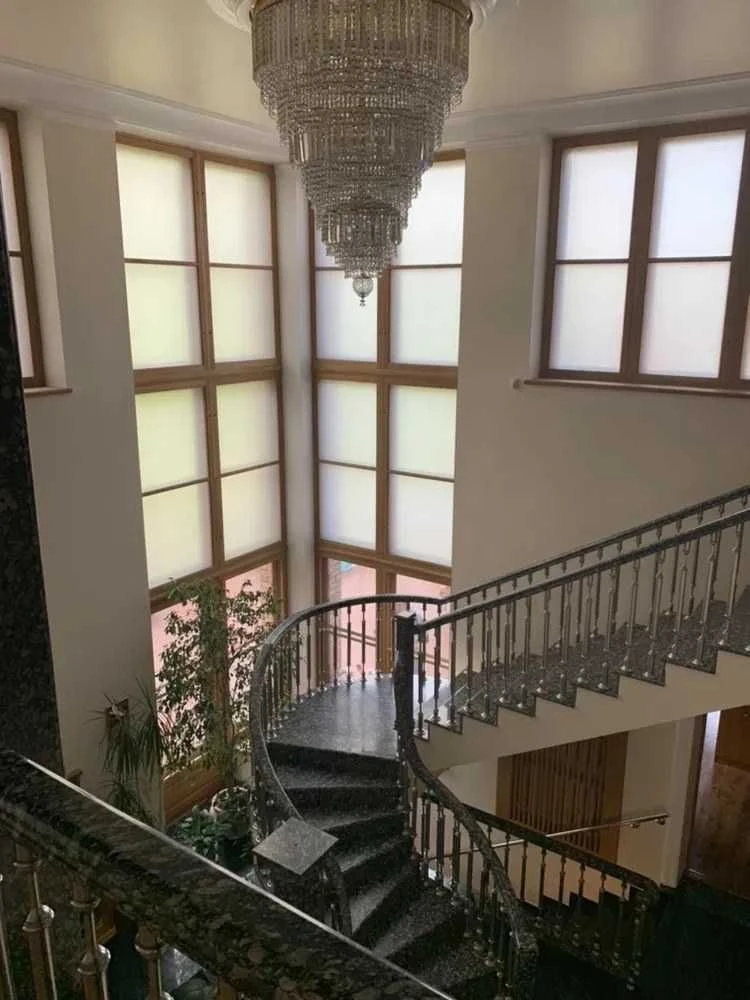 Private Residence near Lake in Kyiv — 800 m², 12 rooms,