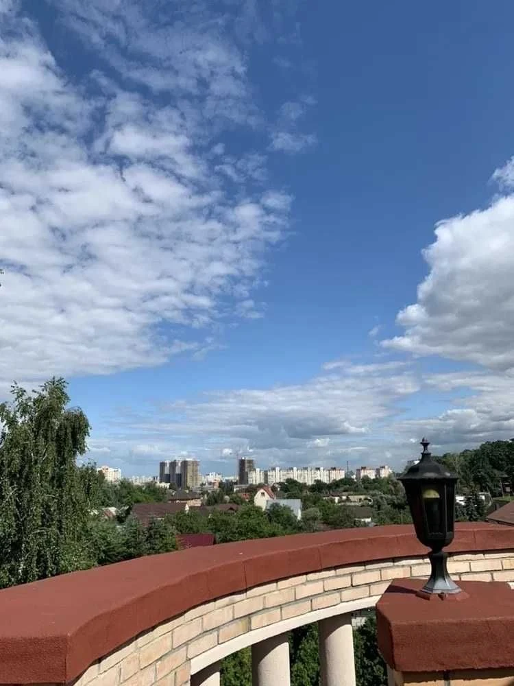 Private Residence near Lake in Kyiv — 800 m², 12 rooms,