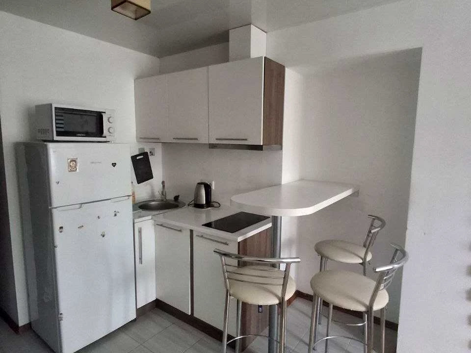 Apartment. Odessa, Mykolaivska Street, вул.