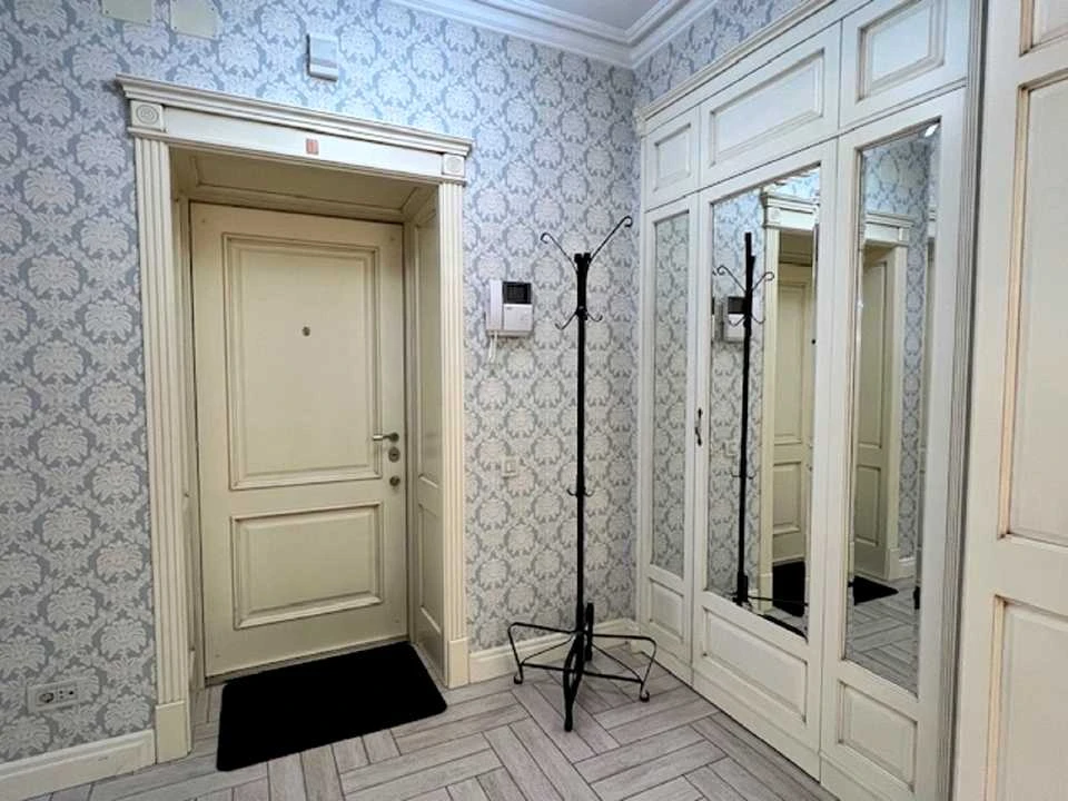 Apartment. Odesa, Usпенська street.