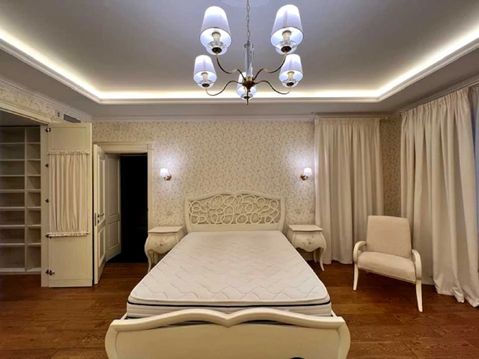 Apartment. Odesa, Usпенська street.