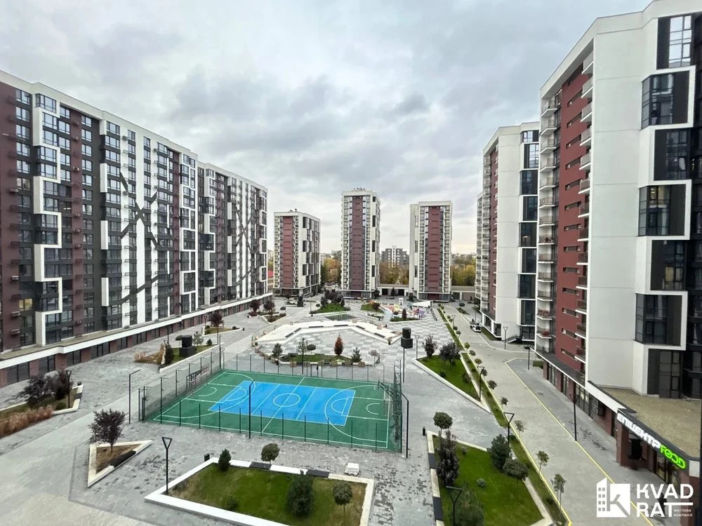 Apartment with renovation on the 7th floor near the lake, Manhe residential complex