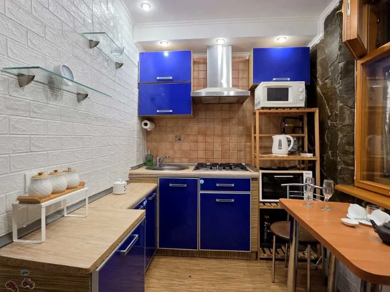 Apartment. Tractor Builders Avenue, Kharkiv