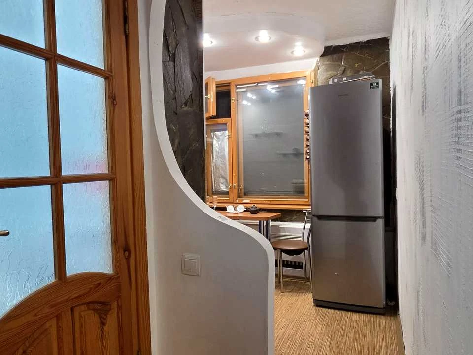 Apartment. Tractor Builders Avenue, Kharkiv