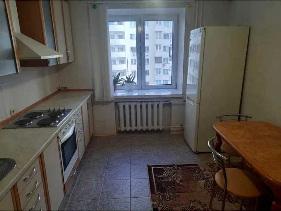 Квартира. Микола Бажана проспект, Київ