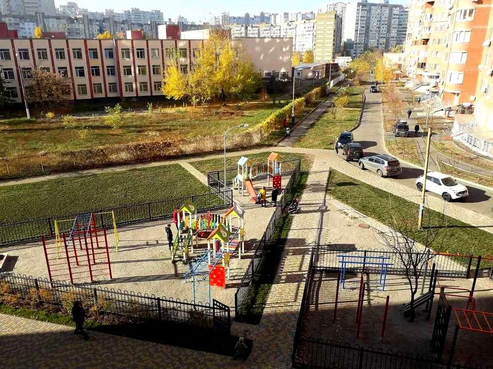 Квартира. Киев, Драгоманова ул.