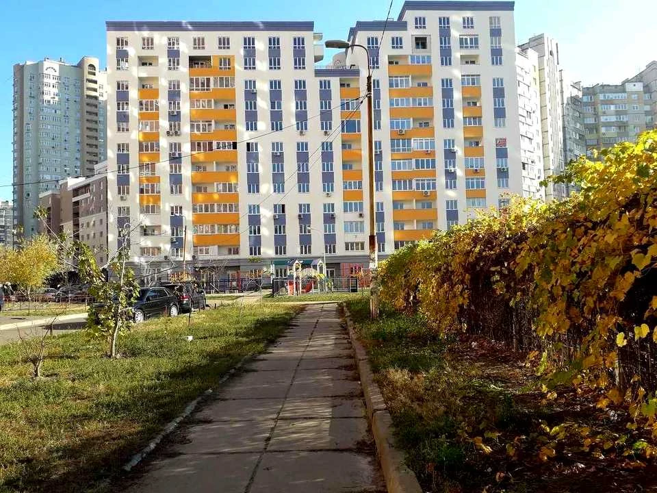Квартира. Киев, Драгоманова ул.