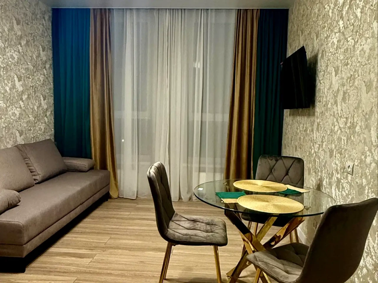 Rent 1-bedroom apartment 46 sq m, 10th floor