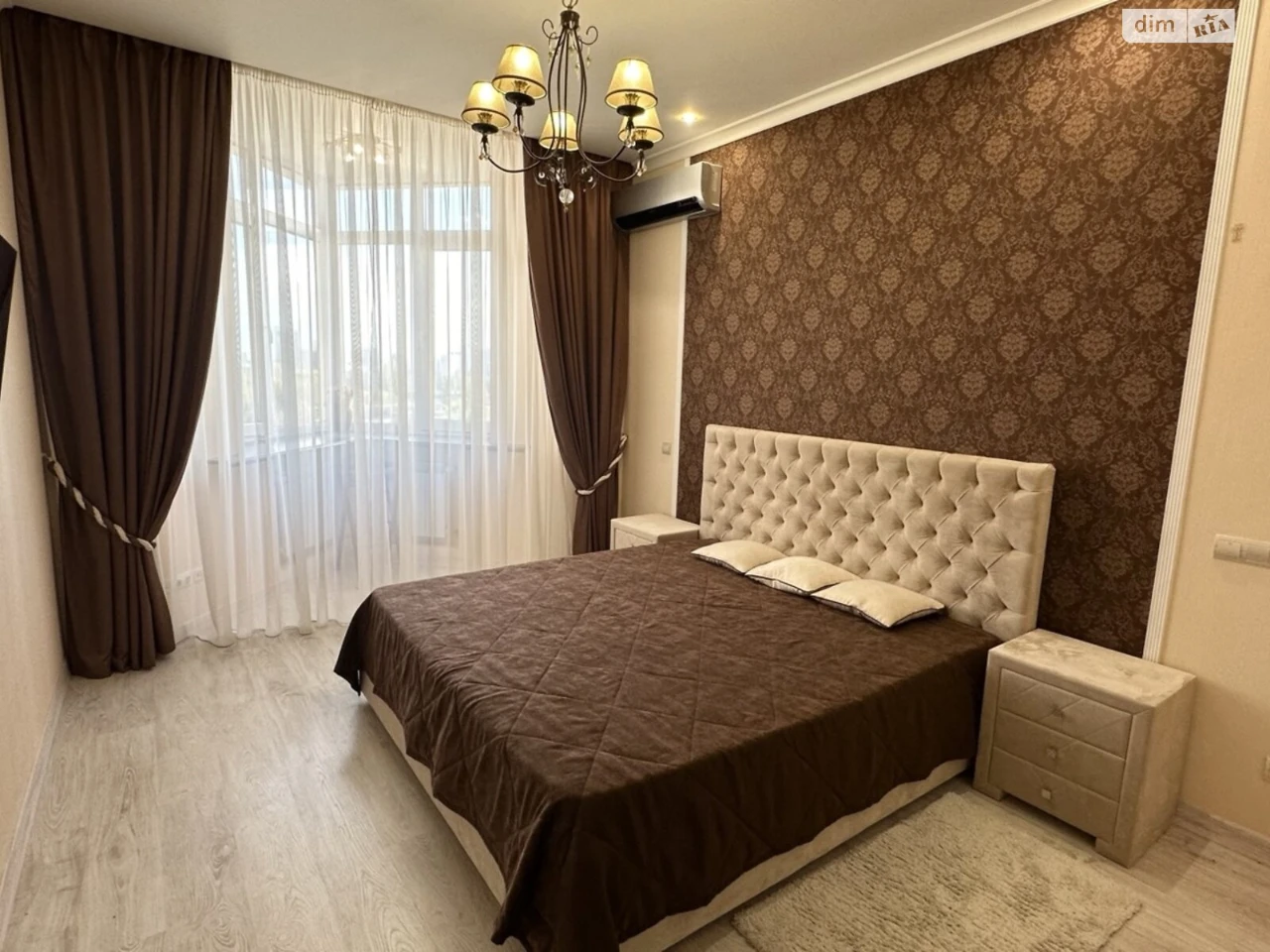 Long-Term Rental Apartment, Saperne Pole