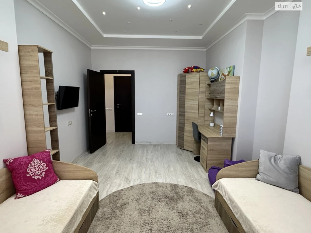 Long-Term Rental Apartment, Saperne Pole