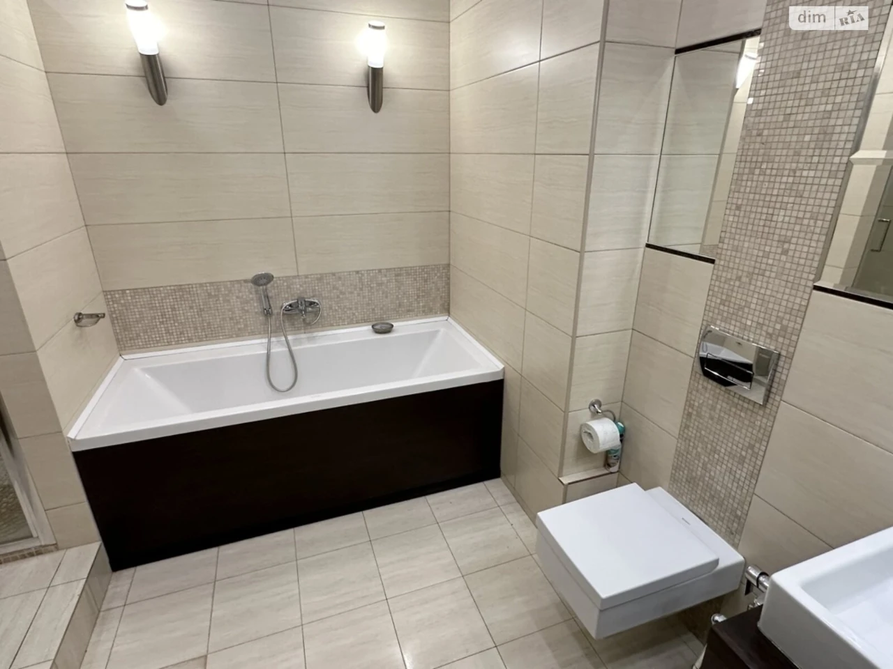 Long-Term Rental Apartment, Saperne Pole