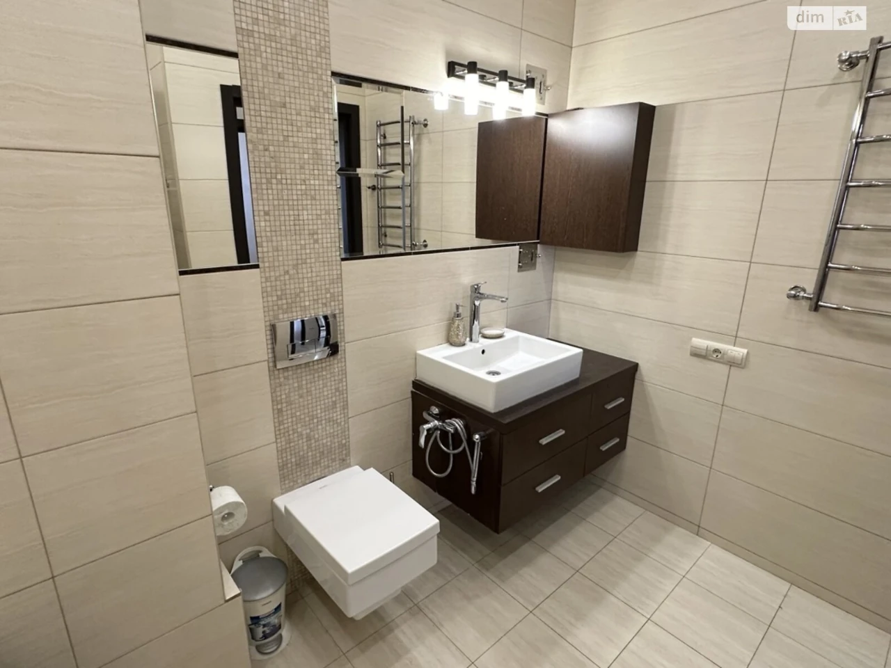 Long-Term Rental Apartment, Saperne Pole