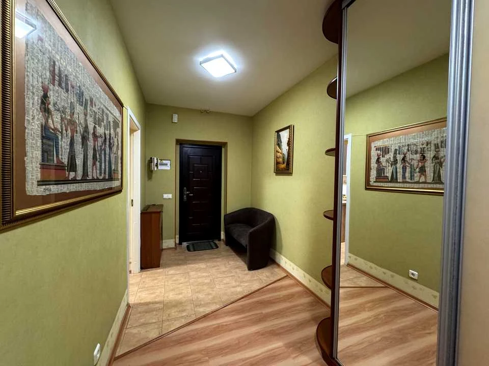 Apartment. Ann Akhmatova Street, Kyiv
