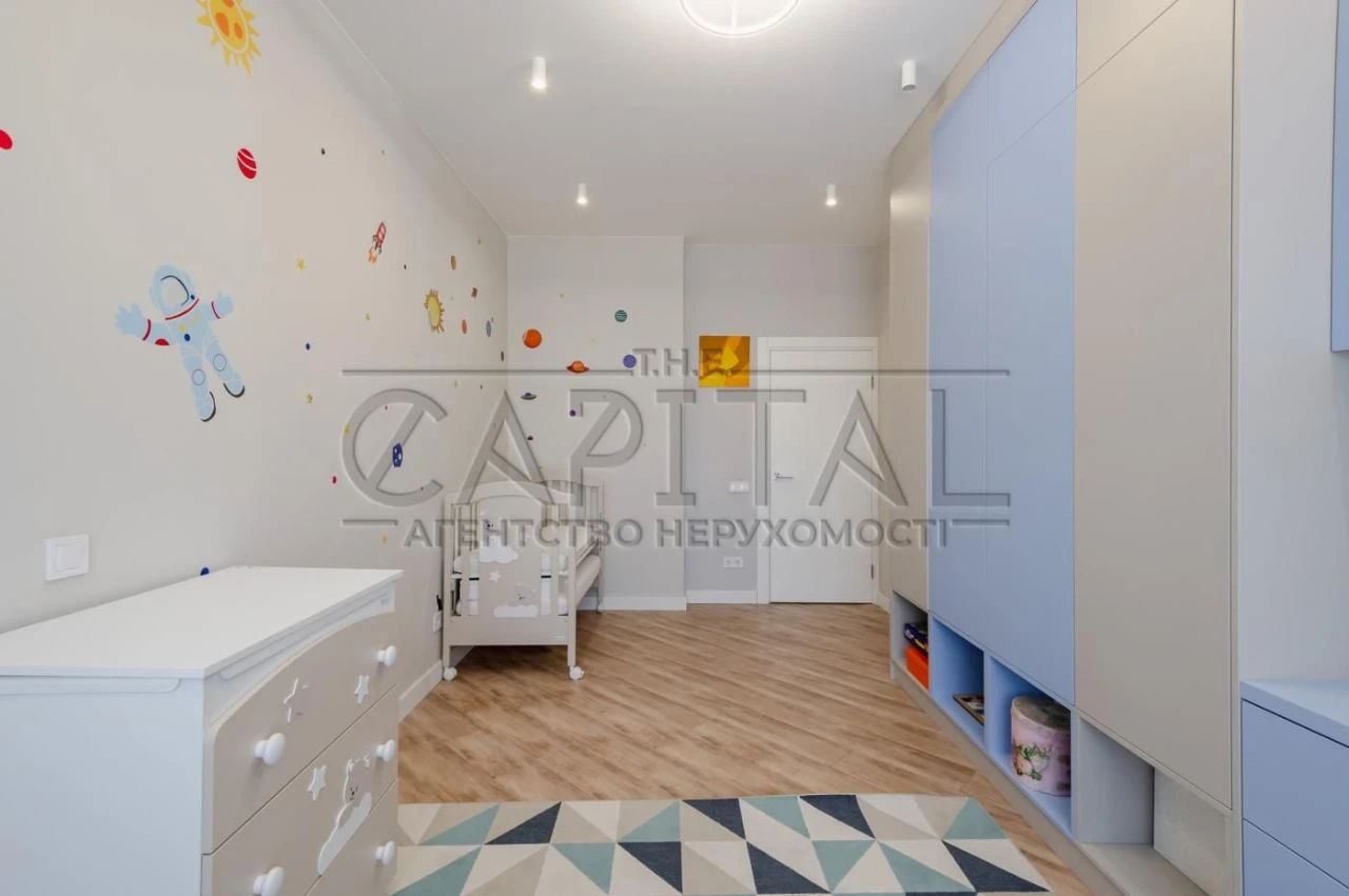 3-к квартира 123м2/5 поверх у самому серці міста на Печерськ