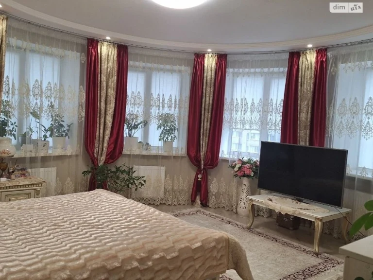 Apartment for Sale, 55th District