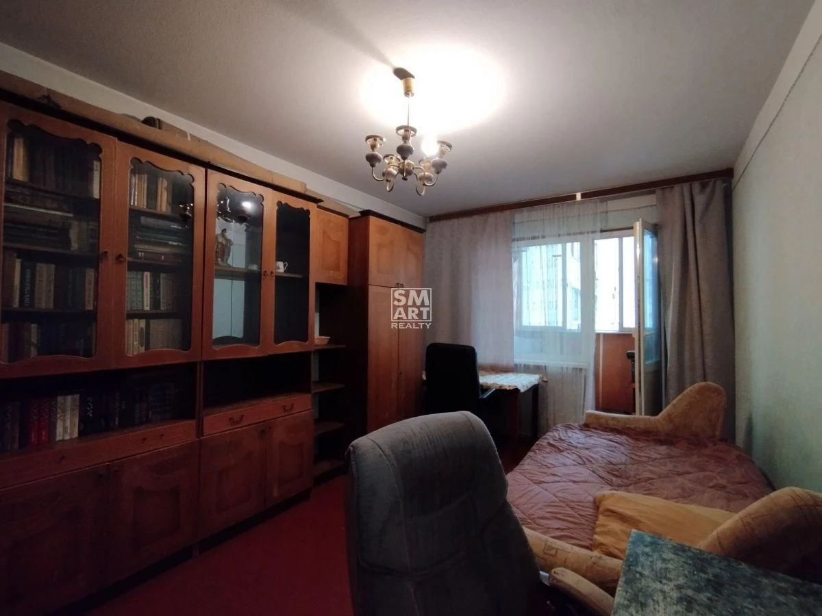 Продаж 3-к.квартири з хорошим плануванням, біля метро, вул.С