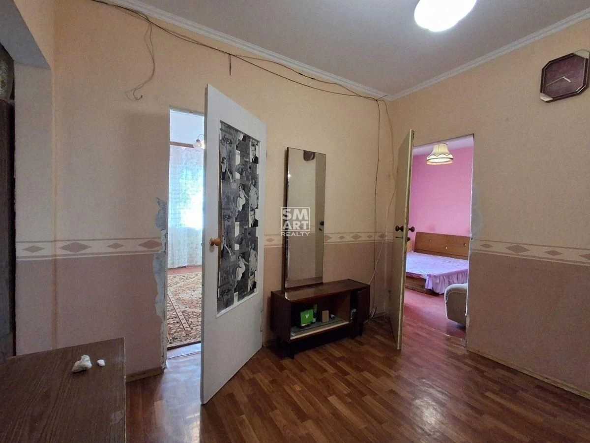 Продаж 3-к.квартири з хорошим плануванням, біля метро, вул.С
