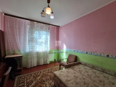 Продаж 3-к.квартири з хорошим плануванням, біля метро, вул.С
