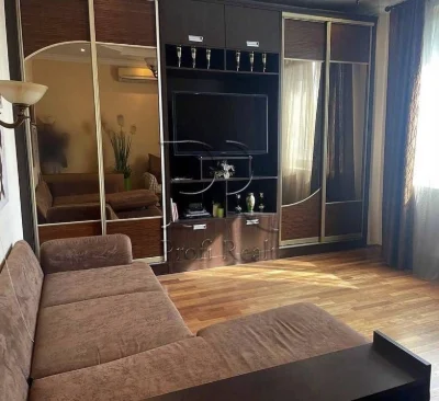 Продаж 1 к кв Професора Підвисоцького 6В/Ліпки/Печерськ