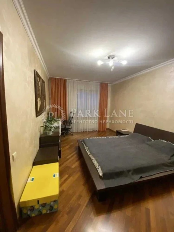 Драгоманова, 31б, Генератор