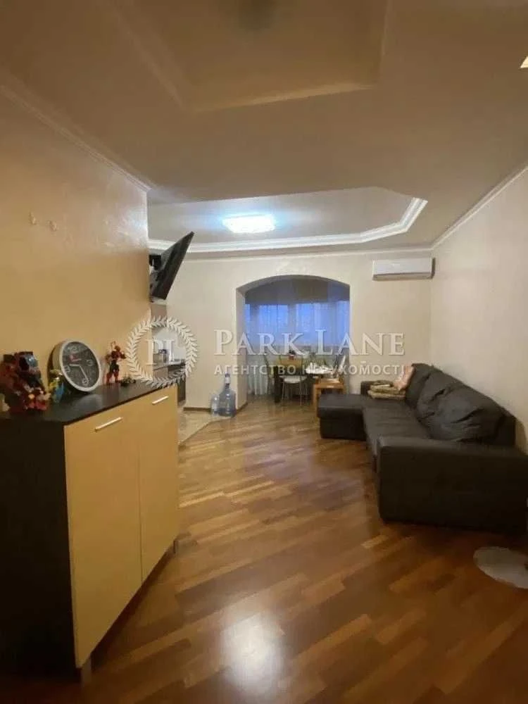 Драгоманова, 31б, Генератор