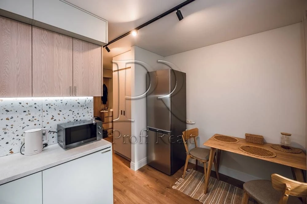 1-room apartment for sale, Vasylya Poryk St. 17/Vinogradar/