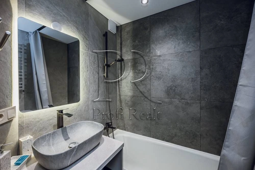 1-room apartment for sale, Vasylya Poryk St. 17/Vinogradar/
