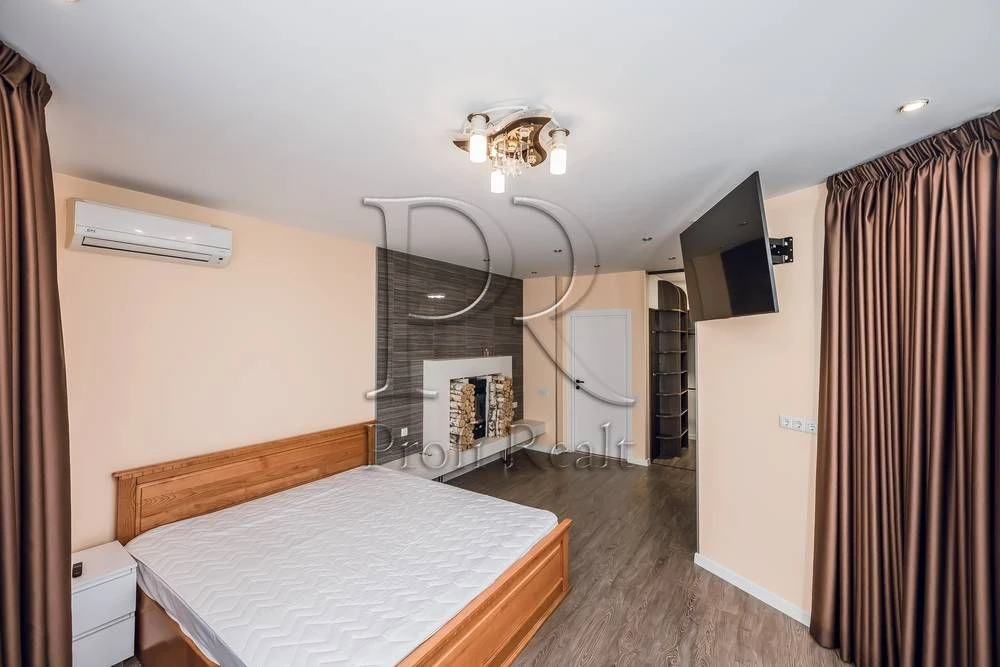 2-room apartment for sale at Avtozavodska Street, 29A