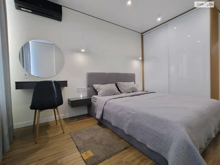 Long-Term Rental Apartment, Darnytsky District
