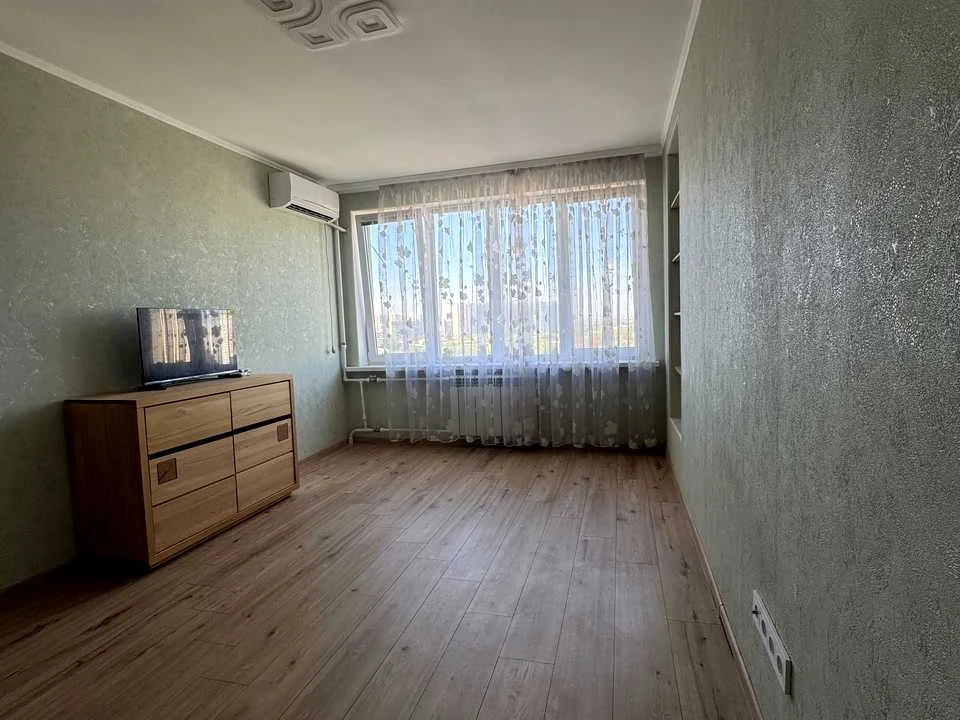 Apartment. Князь Романа Mystyslavych Street, Kyiv