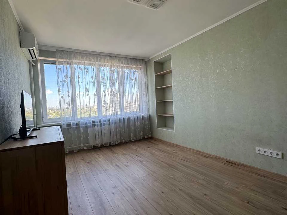 Apartment. Князь Романа Mystyslavych Street, Kyiv
