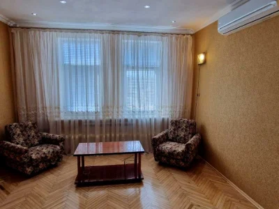 Квартира. Київ, Сімферопольська вул.