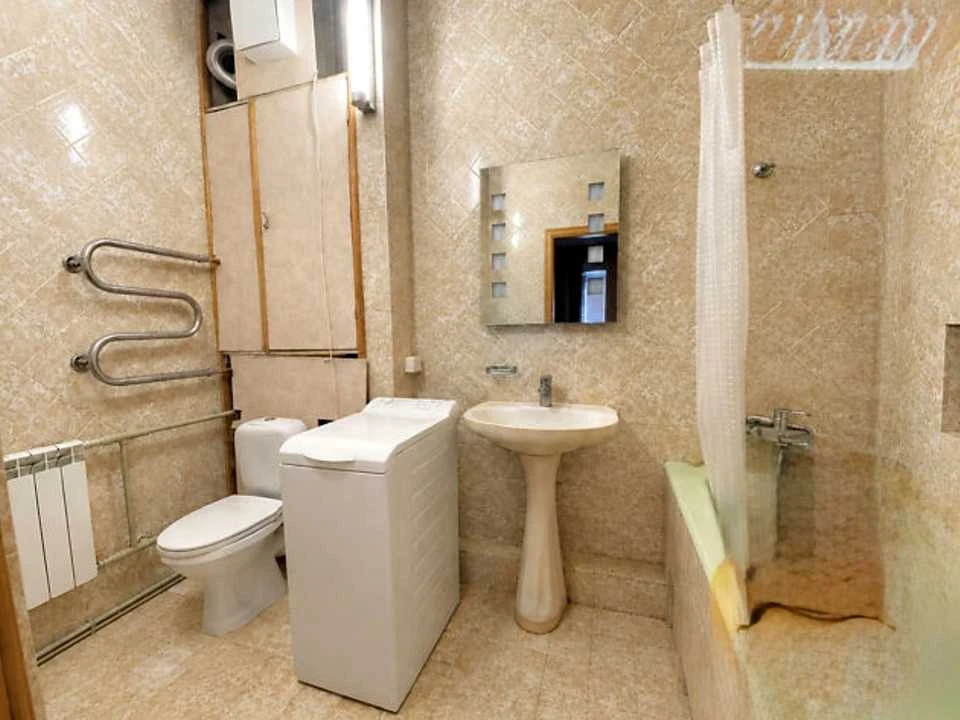 Квартира. Київ, Сімферопольська вул.
