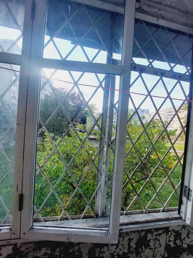 For sale one-room apartment (27 sq.m) in Kyiv, Dniprovsky district