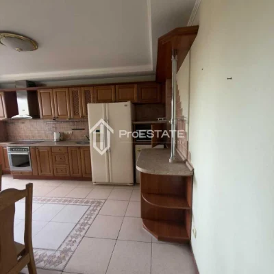 Продається 2-кімнатна квартира (65 м²) в Києві, Дніпровський район