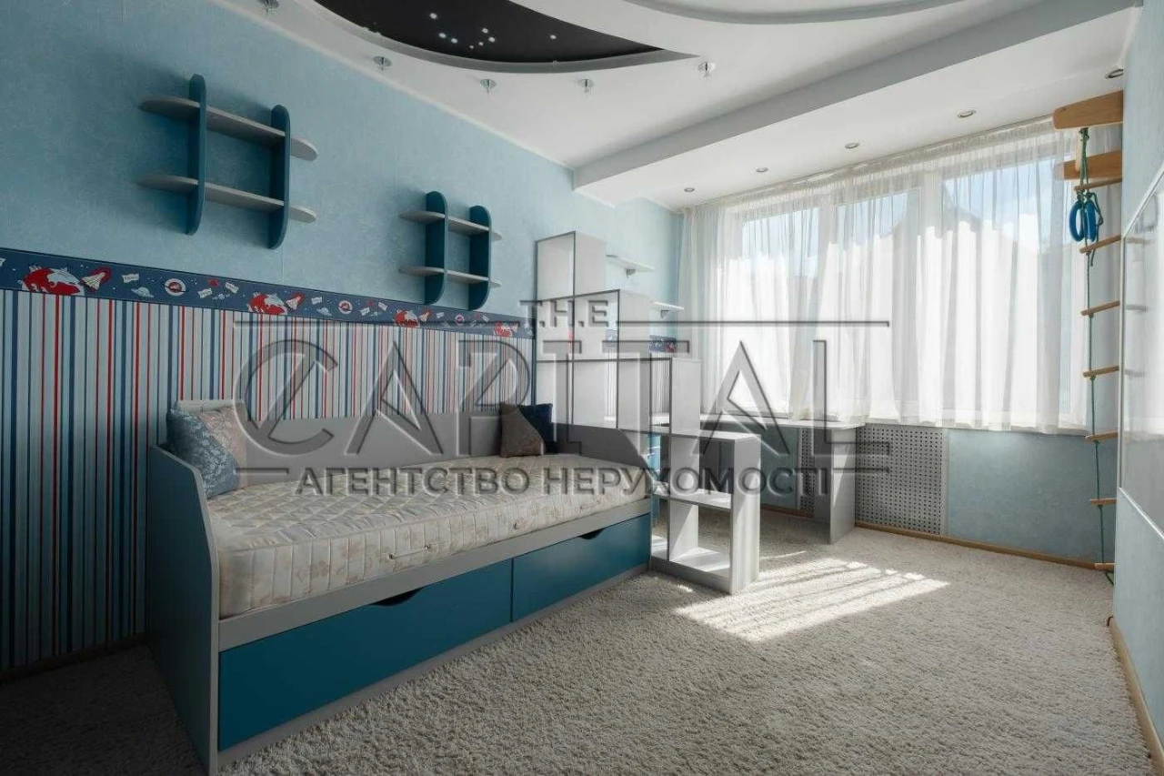 Amazing view! 3 bedrooms! Sale of an apartment 100m2 in the SilverB residential complex