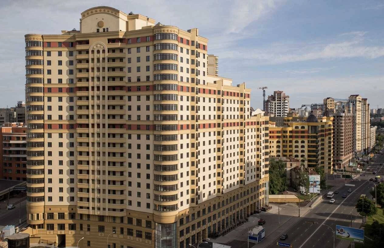 Продам 5-к квартиру Київ, Шевченківський, Дмитрівська вул, 7