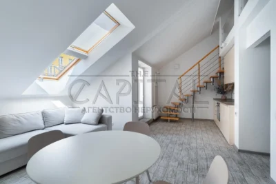 Стильная двухэтажная 1-комнатная квартира 45 м² с террасой в ЖК "Комфорт Таун"