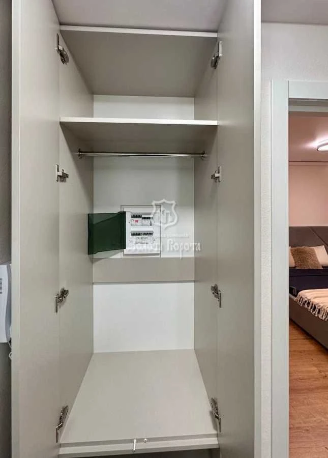 Sale of a 1-bedroom apartment 31.9 sq.m, Berezaysky, 19