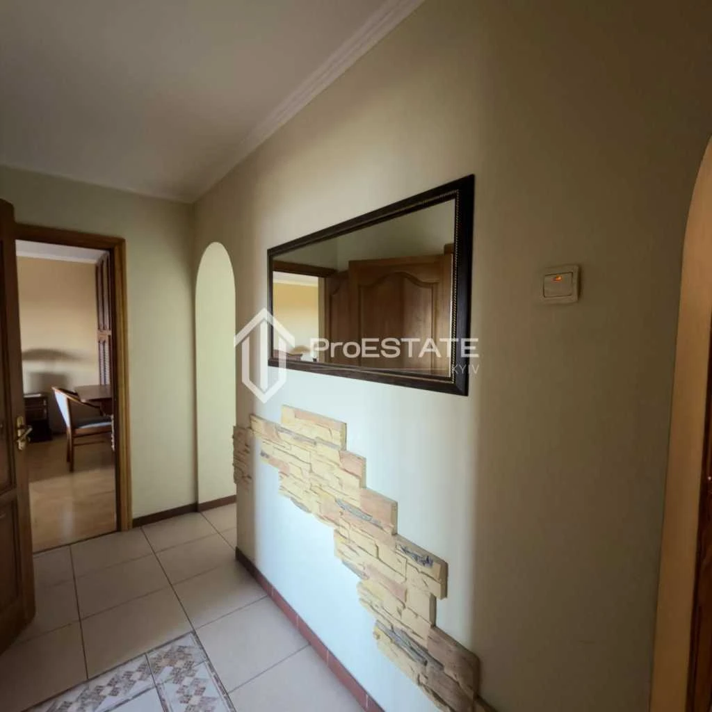 Продажа 2-комнатной квартиры 65 м², Братиславская ул., 7