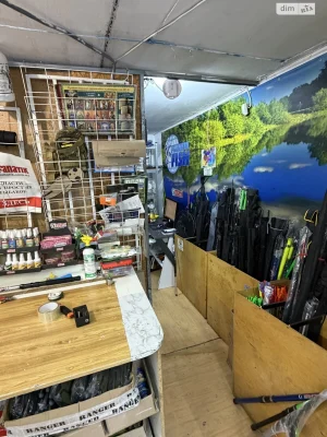 For Sale: Separate Garage in the Center