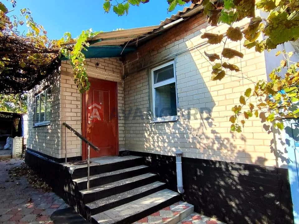 House. Dnipro, Novopotchna st.