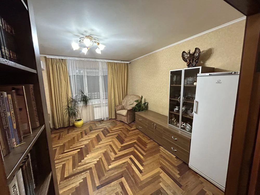Продажа 3-комнатной квартиры 85 кв.м. с мебелью, ул. Ленина