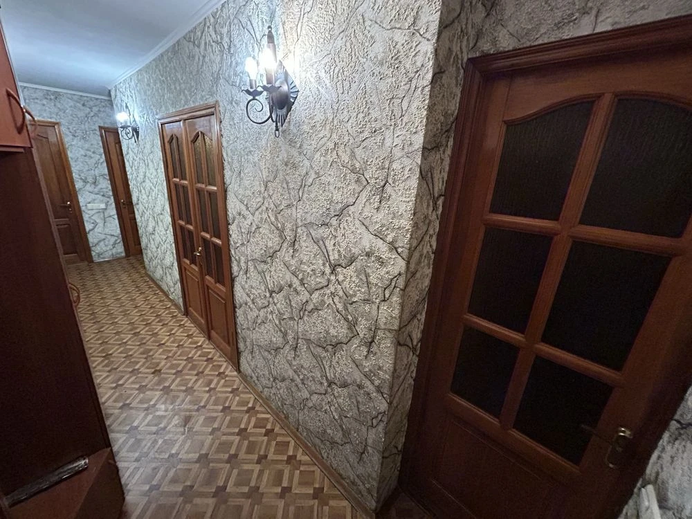 Продажа 3-комнатной квартиры 85 кв.м. с мебелью, ул. Ленина