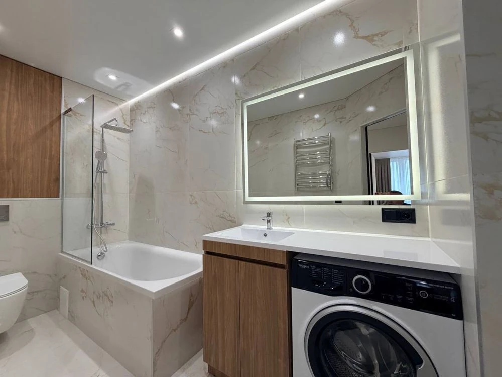 Urgent! 1-room apartment with renovated