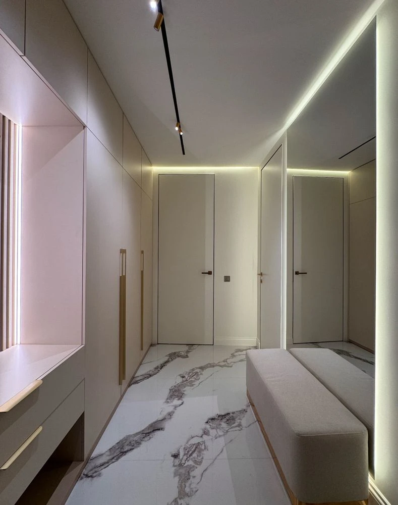 Luxury 2-bedroom apartment + kitchen/living room in Crystal Residence