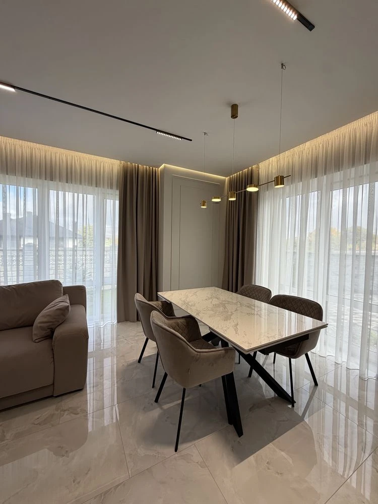 House for sale in Red Mountains! Very good, quality renovation